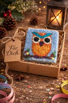 Hibou de savon en feutre fait main