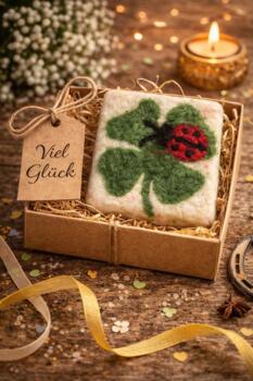 Le bonheur du savon en feutre fait main