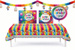 Fröhliche Geburtstagsfeier am Tisch