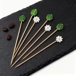 Blumen & Blatt Partyspiesse aus Holz – 50 Stück