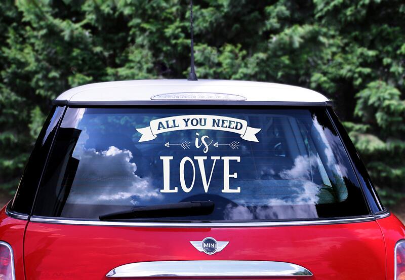 Sticker Hochzeitsauto All you need is Love