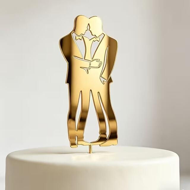 Eleganter Cake Topper für Männerhochzeit in Gold